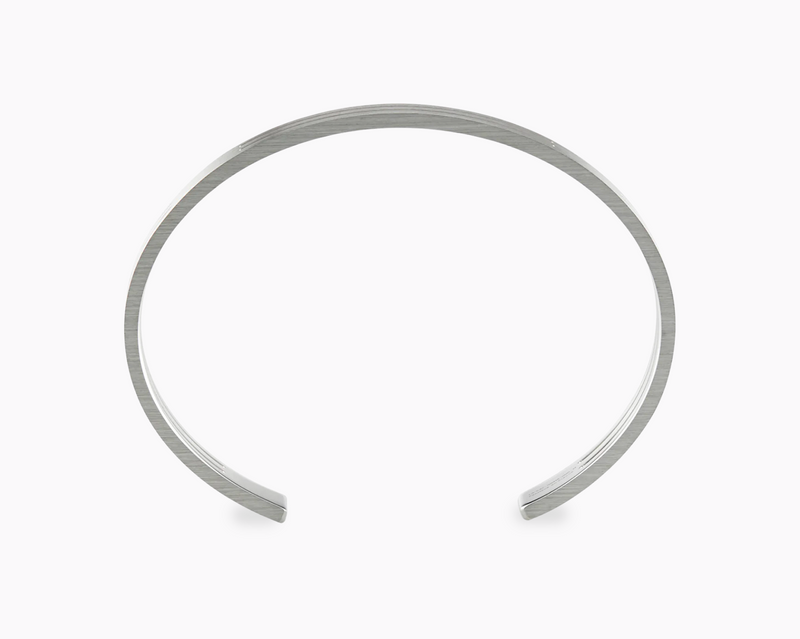 perforated ribbon bracelet le 19g